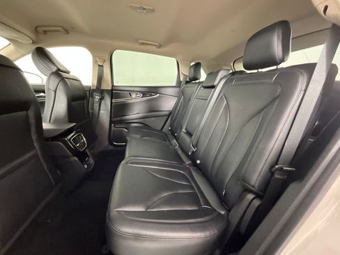 Certified 2023 Lincoln Nautilus FWD image 25
