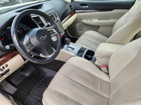 Used 2014 Subaru Legacy 2.5i Limited image 8