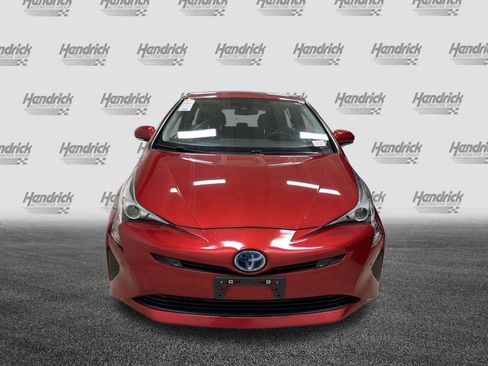 Used 2018 Toyota Prius Three image 3