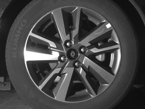 Used 2025 Nissan Versa SV FWD image 13