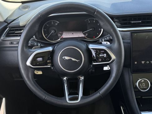 Used 2023 Jaguar F-PACE S image 14