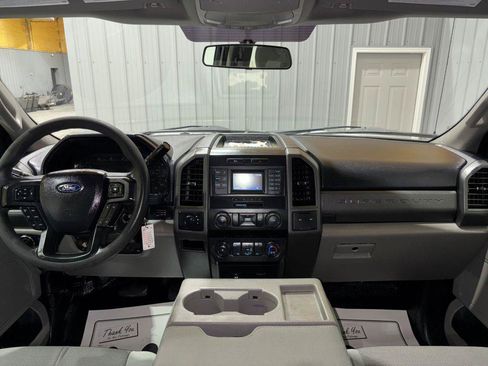 Used 2019 Ford F250 XL w/ STX Appearance Package AWD/4WD image 17