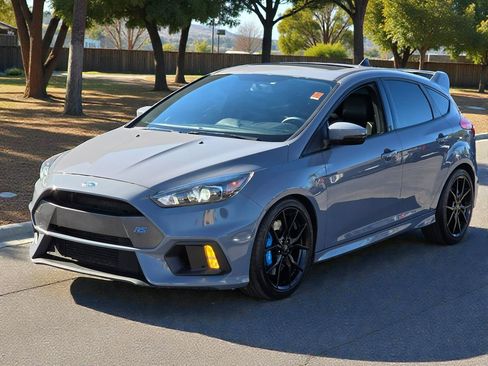 Used 2017 Ford Focus RS image 4