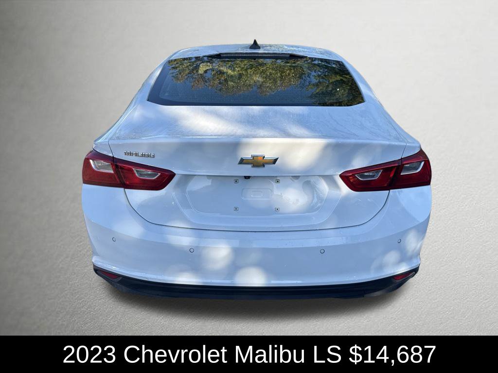 Used 2023 Chevrolet Malibu LS w/ Driver Confidence Package FWD image 4