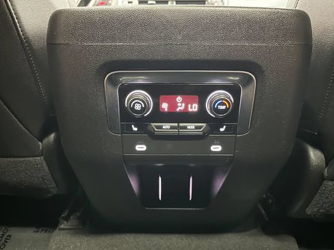 Used 2021 Chevrolet Tahoe RST w/ Luxury Package AWD/4WD image 24