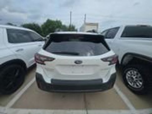 Used 2021 Subaru Outback Premium AWD/4WD image 6