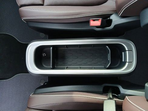 New 2025 Volkswagen ID. Buzz Pro S image 25