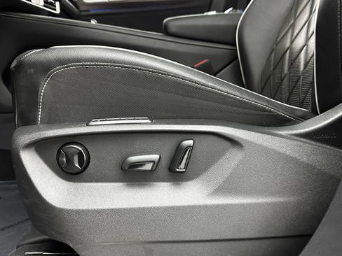 Used 2024 Volkswagen Atlas SEL Premium R-Line image 13