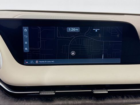 Used 2025 Genesis G90 3.5T image 16