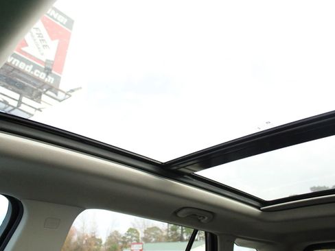 Used 2018 GMC Terrain Denali w/ Advanced Safety Package image 21