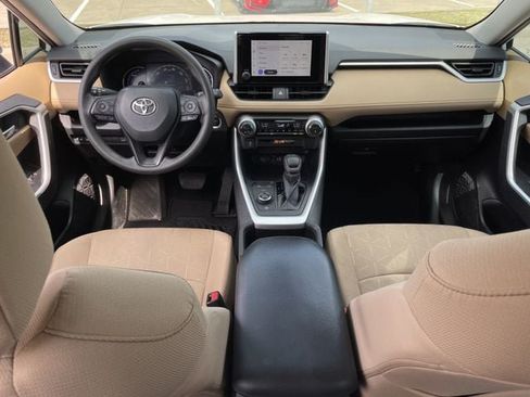 Used 2023 Toyota RAV4 XLE w/ Convenience Package AWD/4WD image 9