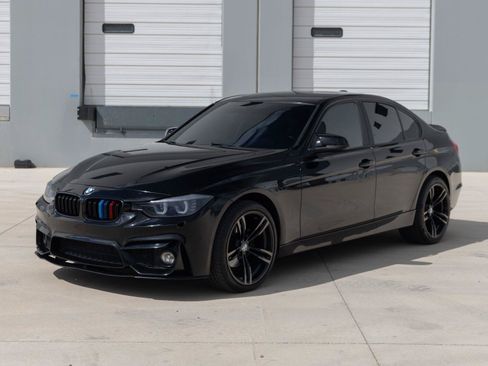 Used 2015 BMW 320i xDrive Sedan AWD/4WD image 7