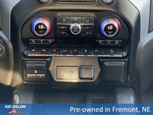 Used 2020 GMC Sierra 1500 SLT w/ SLT Premium Plus Package image 13