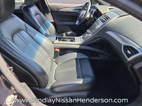 Used 2020 Lincoln MKZ FWD image 15
