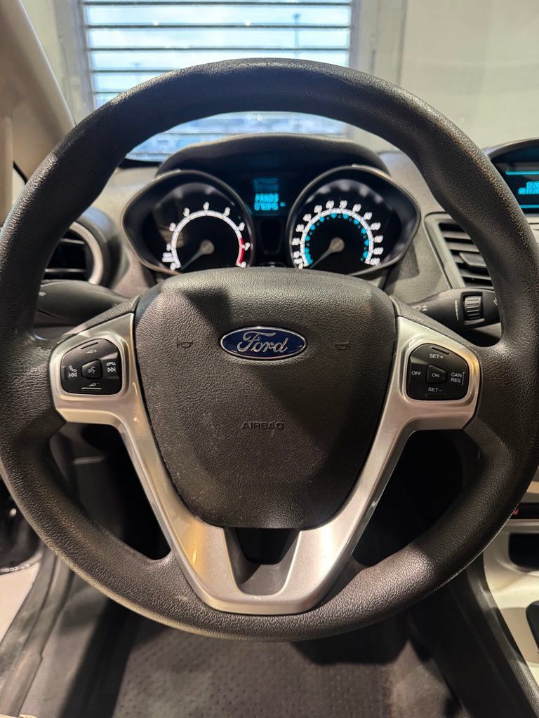 Used 2017 Ford Fiesta SE w/ Cold Weather Package FWD image 16