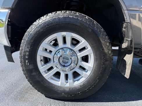 Used 2018 Ford F250 XLT w/ XLT Value Package AWD/4WD image 22