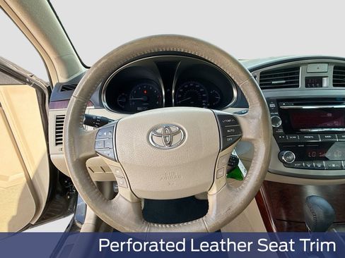 Used 2011 Toyota Avalon Limited image 13