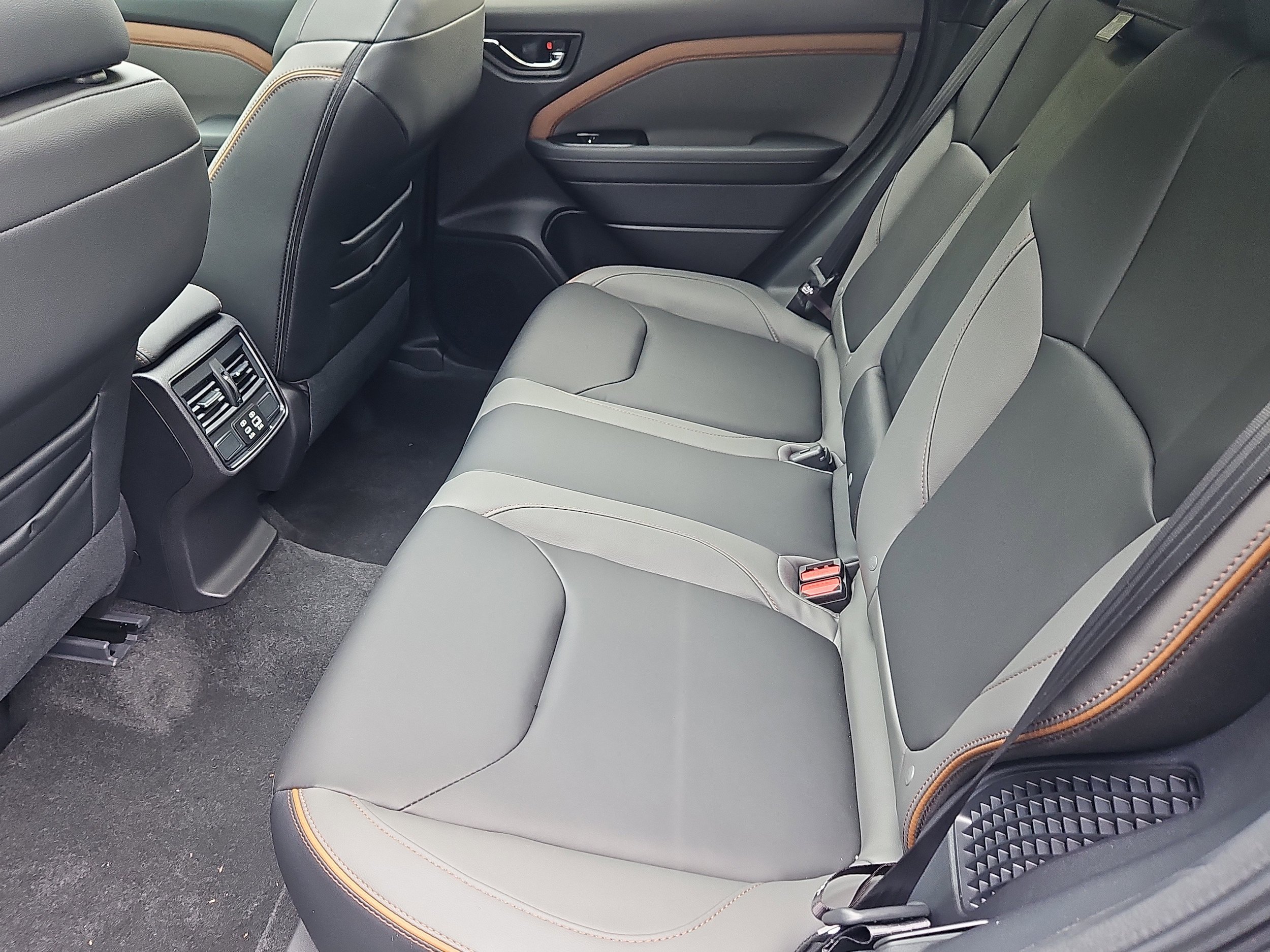 New 2026 Subaru Forester Touring AWD/4WD image 18