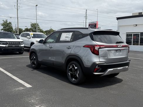 New 2026 Kia Seltos S FWD image 6