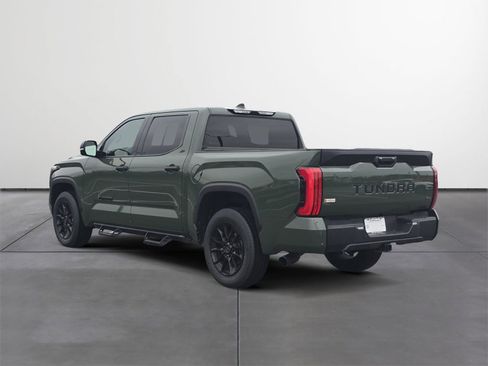 Used 2023 Toyota Tundra SR5 w/ SR5 Convenience Package image 4