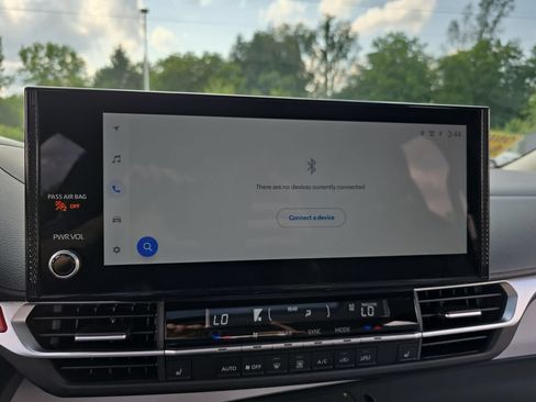 Certified 2025 Toyota Sienna XLE AWD/4WD image 26