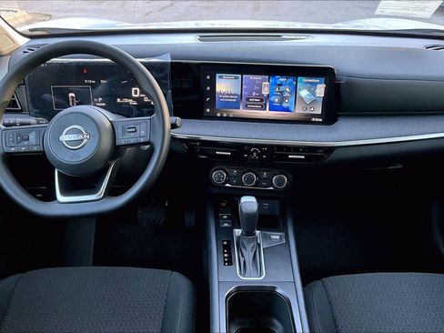 New 2026 Nissan Kicks S image 5