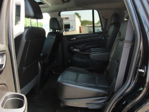 Used 2017 Chevrolet Tahoe Premier AWD/4WD image 11