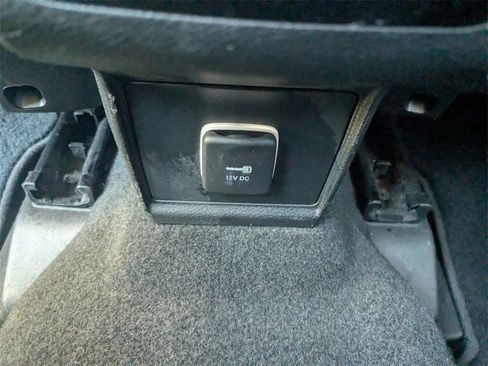 Used 2022 Jeep Compass Latitude image 22