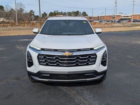 New 2026 Chevrolet Equinox LT w/ Convenience Package II image 8
