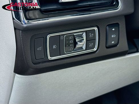 Used 2022 Lincoln Navigator Black Label AWD/4WD image 13