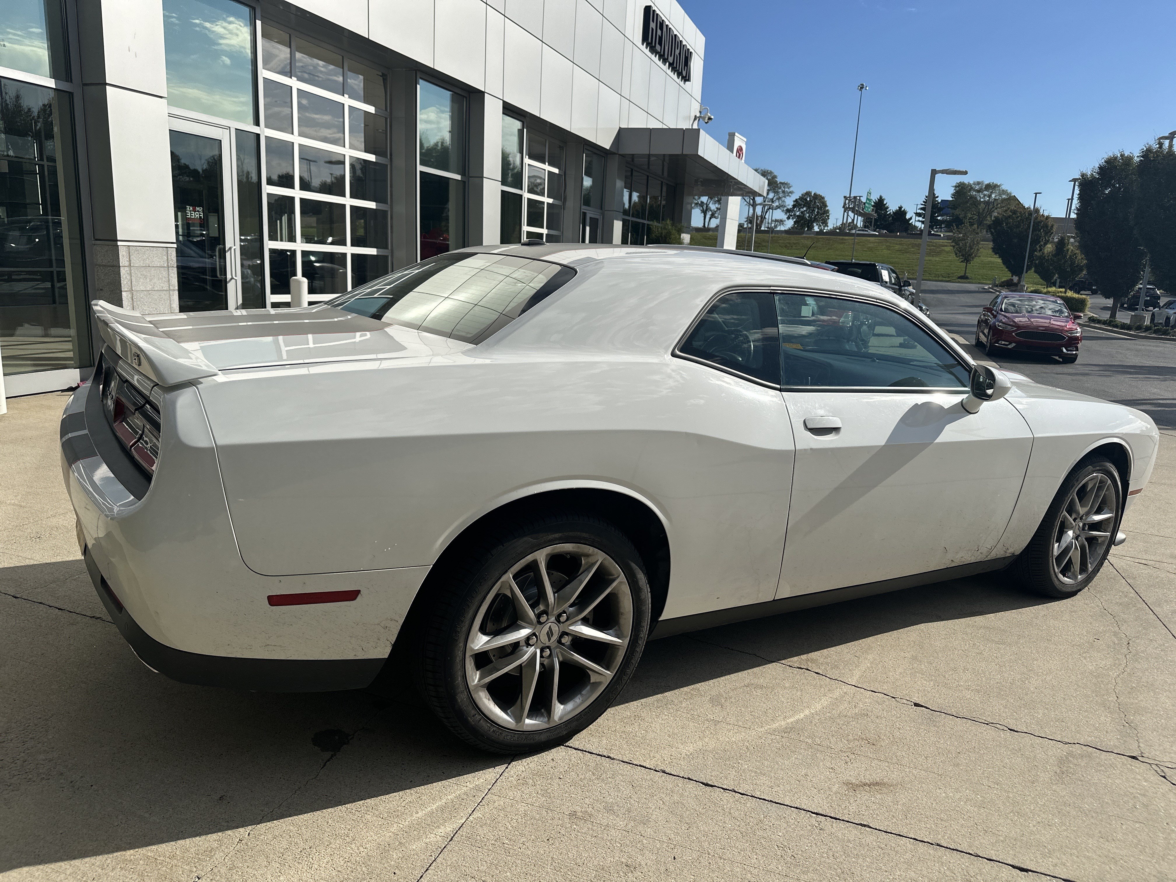 Used 2022 Dodge Challenger GT AWD/4WD image 10