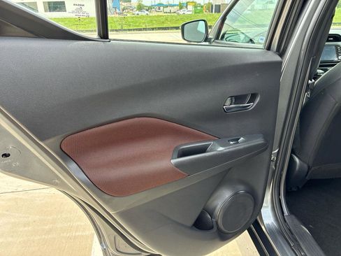 Used 2022 Nissan Kicks SR FWD image 30