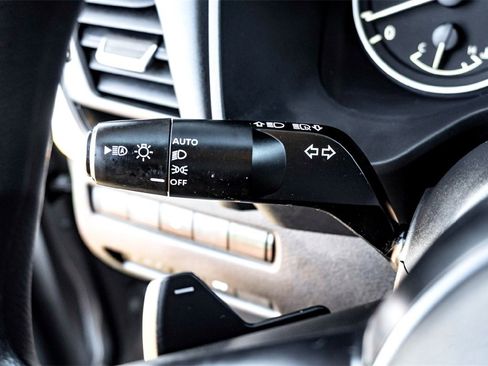 Used 2024 Nissan Rogue SV image 19