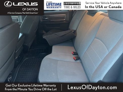 Used 2022 RAM 1500 Classic SLT image 28