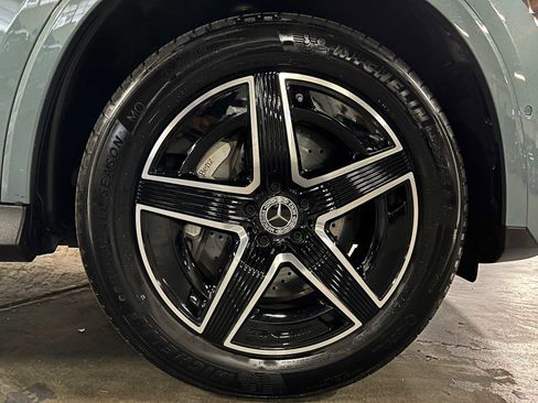 Certified 2025 Mercedes-Benz GLC 300 4MATIC image 9