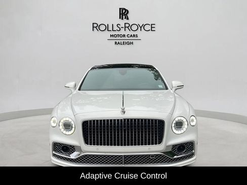 Used 2022 Bentley Flying Spur Plug-In Hybrid image 9