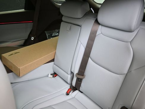 New 2026 Genesis GV70 2.5T Advanced image 19