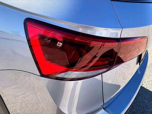 Used 2023 Volkswagen Taos S image 31