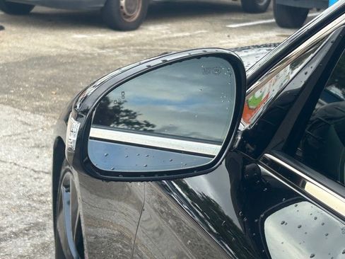 Used 2023 Genesis G70 3.3T w/ Sport Prestige Package image 19