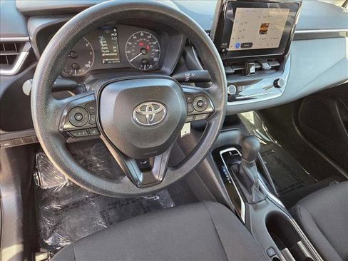 Used 2024 Toyota Corolla LE FWD image 10