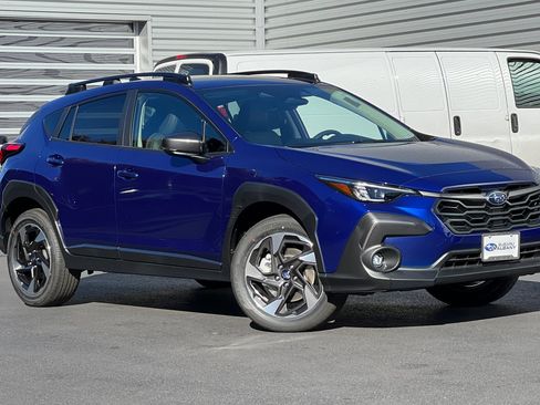 New 2025 Subaru Crosstrek 2.5i Limited w/ Popular Package #3A image 2