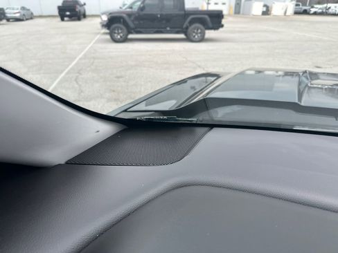 Used 2018 Chevrolet Silverado 1500 LT w/ All Star Edition image 13