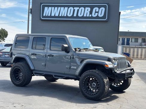 Used 2018 Jeep Wrangler Unlimited Sahara AWD/4WD image 1