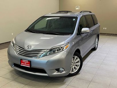 Used 2017 Toyota Sienna Limited Premium