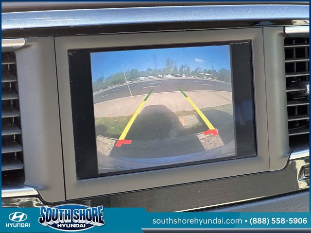 Used 2018 Chrysler Pacifica Touring-L FWD image 29