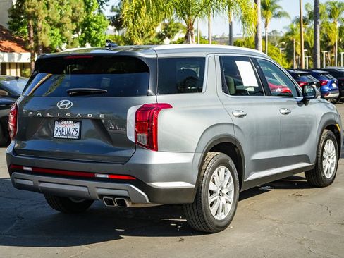 Used 2025 Hyundai Palisade SEL FWD image 6
