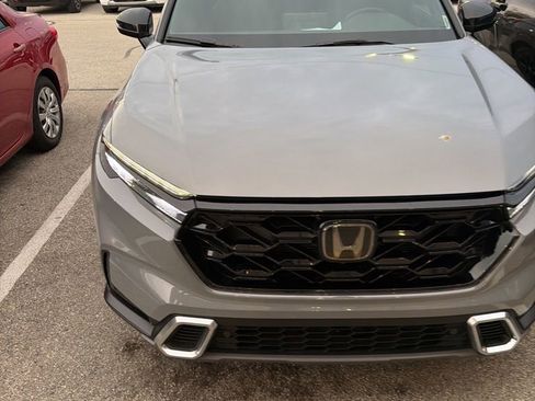Used 2024 Honda CR-V Sport Touring image 2