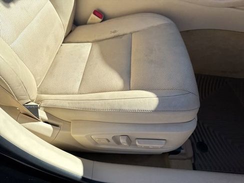 Used 2014 Lexus ES 350 w/ Luxury Package image 14