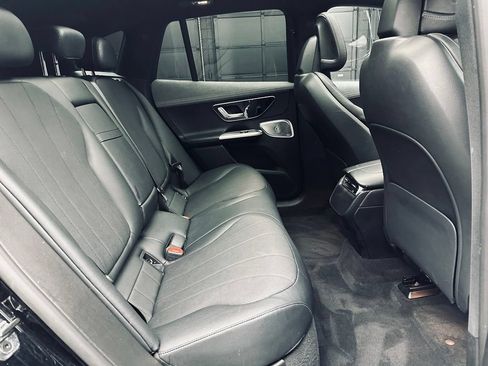 Used 2023 Mercedes-Benz EQE 350+ 4MATIC SUV w/ Exclusive Trim Package image 21