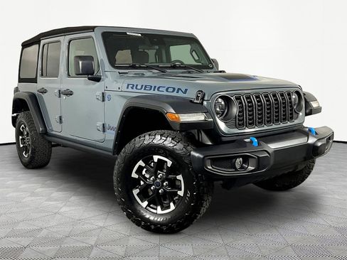 Used 2024 Jeep Wrangler Unlimited Rubicon 4xe AWD/4WD image 3